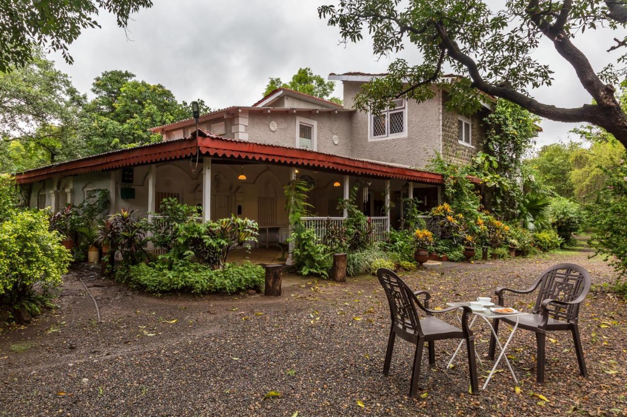 Saffronstays Firdaus Baug Khamshet Bagian luar foto